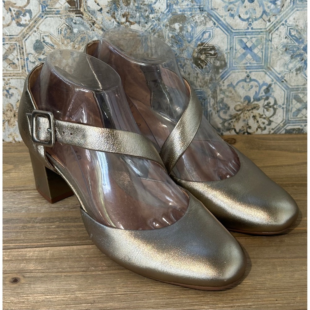 Brioso Mary Jane Block Heel Metallic Pumps Womens 6.5 Gold Excellent